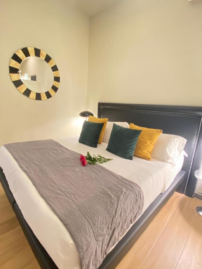 Intomilan Galleria Duomo I Boutique & Design Aparthotel Екстер'єр фото